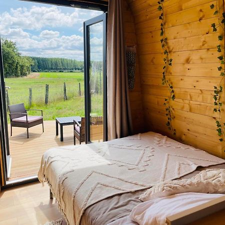 Logement Insolite : La Ruche Verte Monts-sur-Guesnes Dış mekan fotoğraf