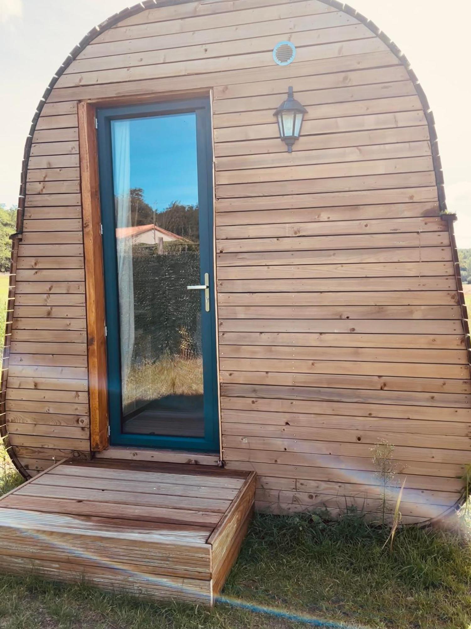 Logement Insolite : La Ruche Verte Monts-sur-Guesnes Dış mekan fotoğraf